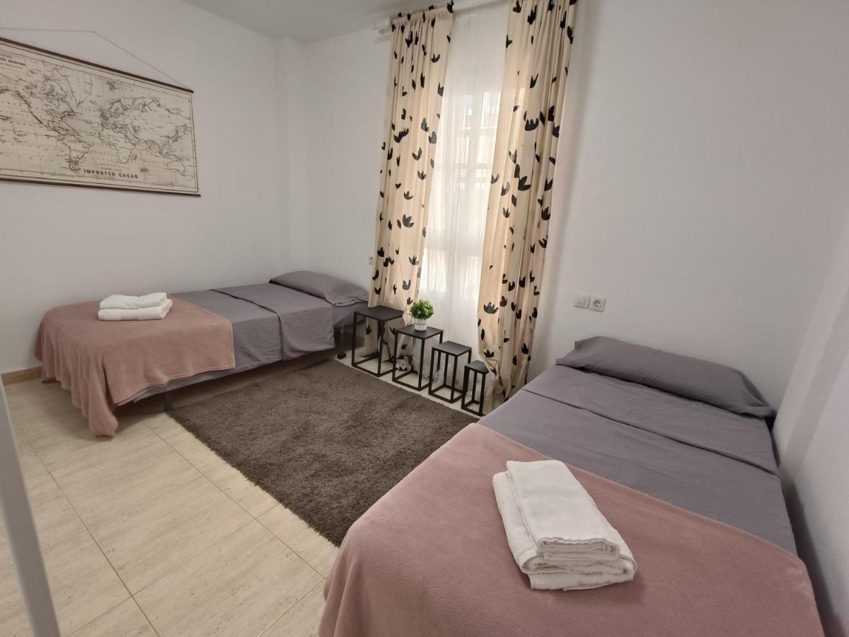 Apartamento Familiar Arcoiris Primera Linea De La Playa Кальяо-Сальвахе Екстер'єр фото