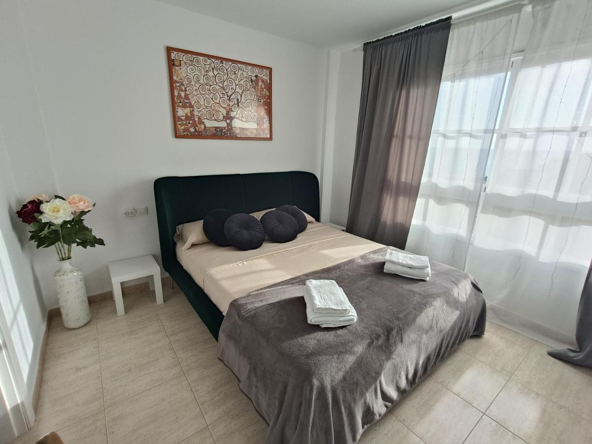 Apartamento Familiar Arcoiris Primera Linea De La Playa Кальяо-Сальвахе Екстер'єр фото